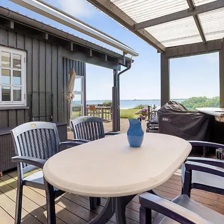 Дом отдыха Gorgeous In With Sauna *