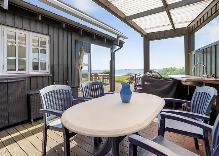 Ferienhaus Gorgeous In With Sauna *